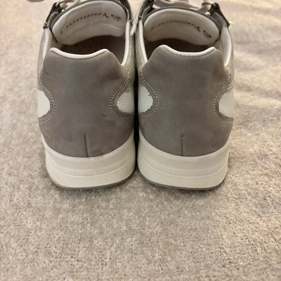 Mephisto Rebeca, white and gray leather with silver accents - Picture 3 of 6
